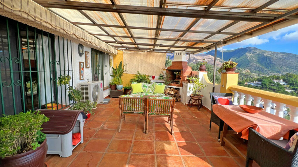 Detached Villa Mijas Málaga - image 2