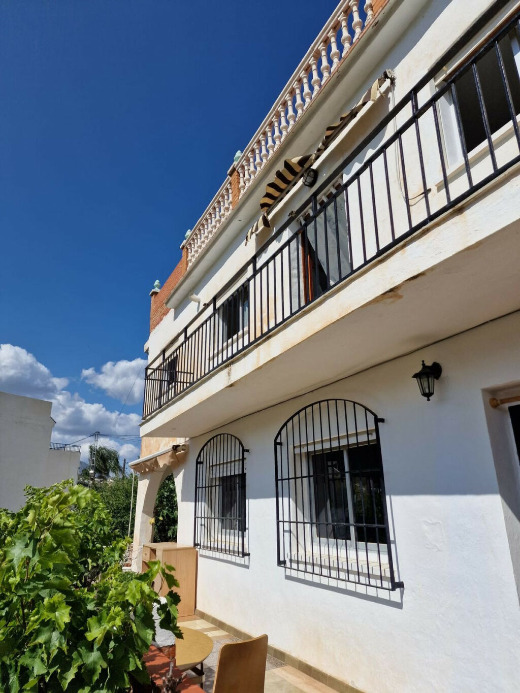 Detached Villa Tolox Málaga - image 2