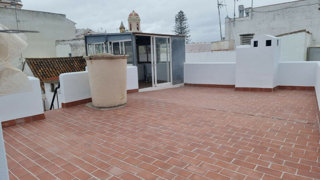 Townhouse Estepona Málaga - image 2
