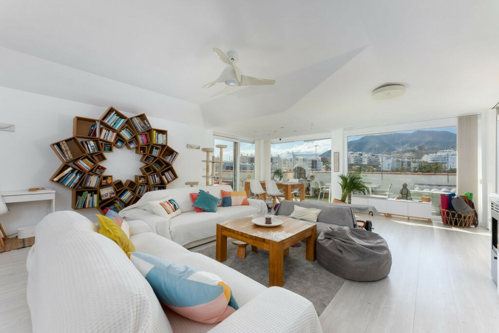 Penthouse Fuengirola Málaga - image 2