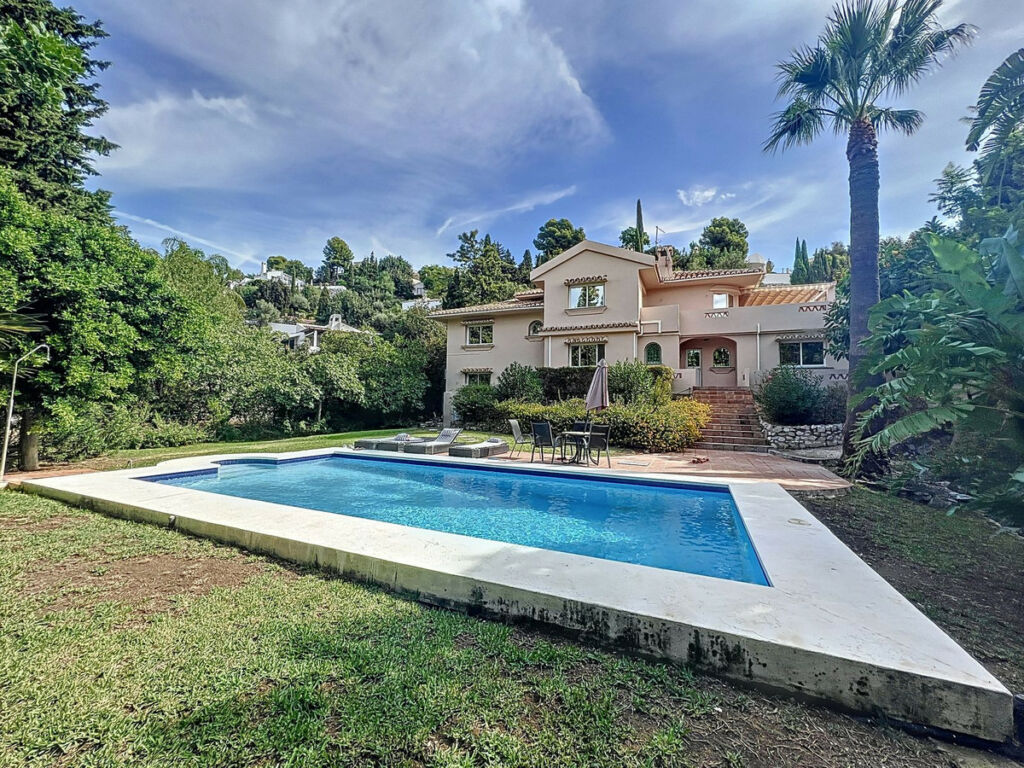 Detached Villa Mijas Málaga - image 2