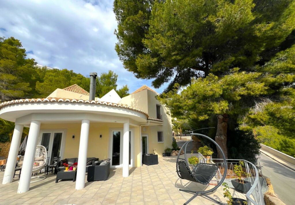 Detached Villa Callosa d'en Sarria Alicante - image 20