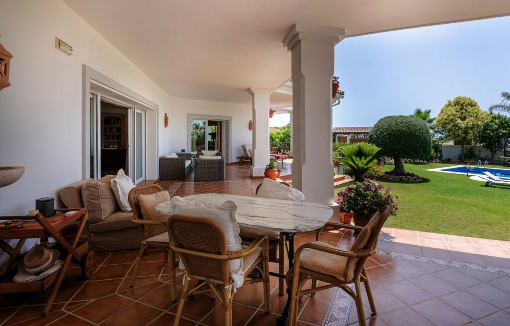 Detached Villa Benahavís Málaga - image 20
