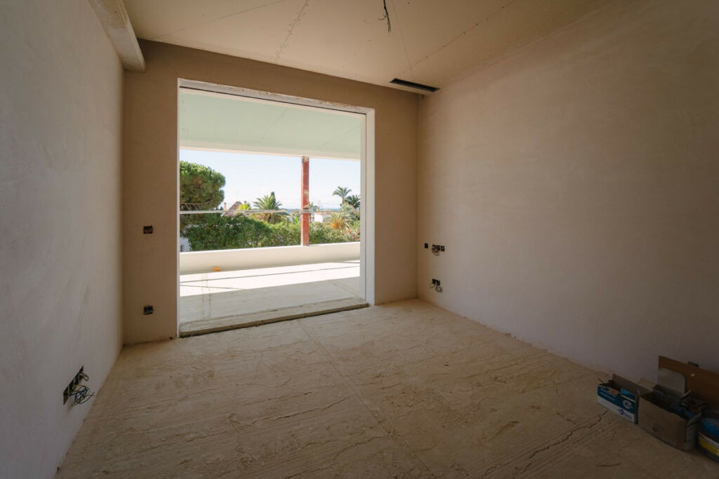 Detached Villa Las Chapas Málaga - image 21