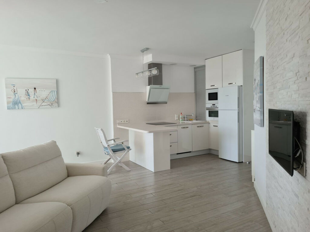 Middle Floor Apartment Calahonda Málaga - image 21