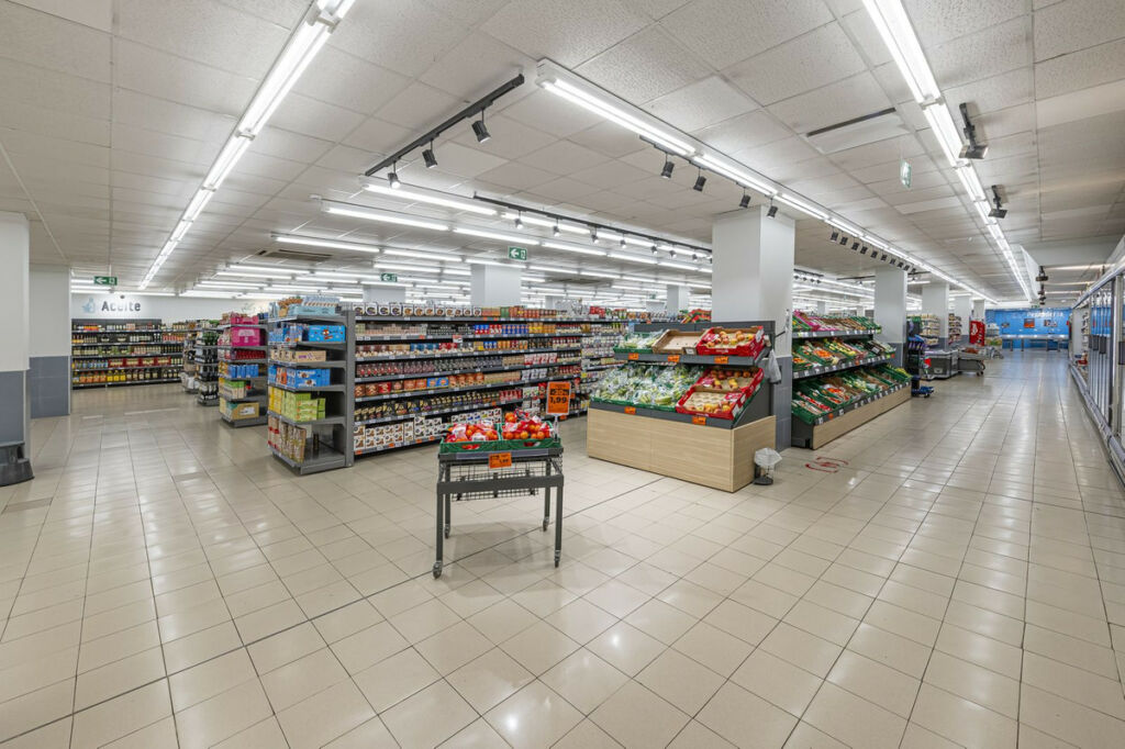 Shop Fuengirola Málaga - image 22