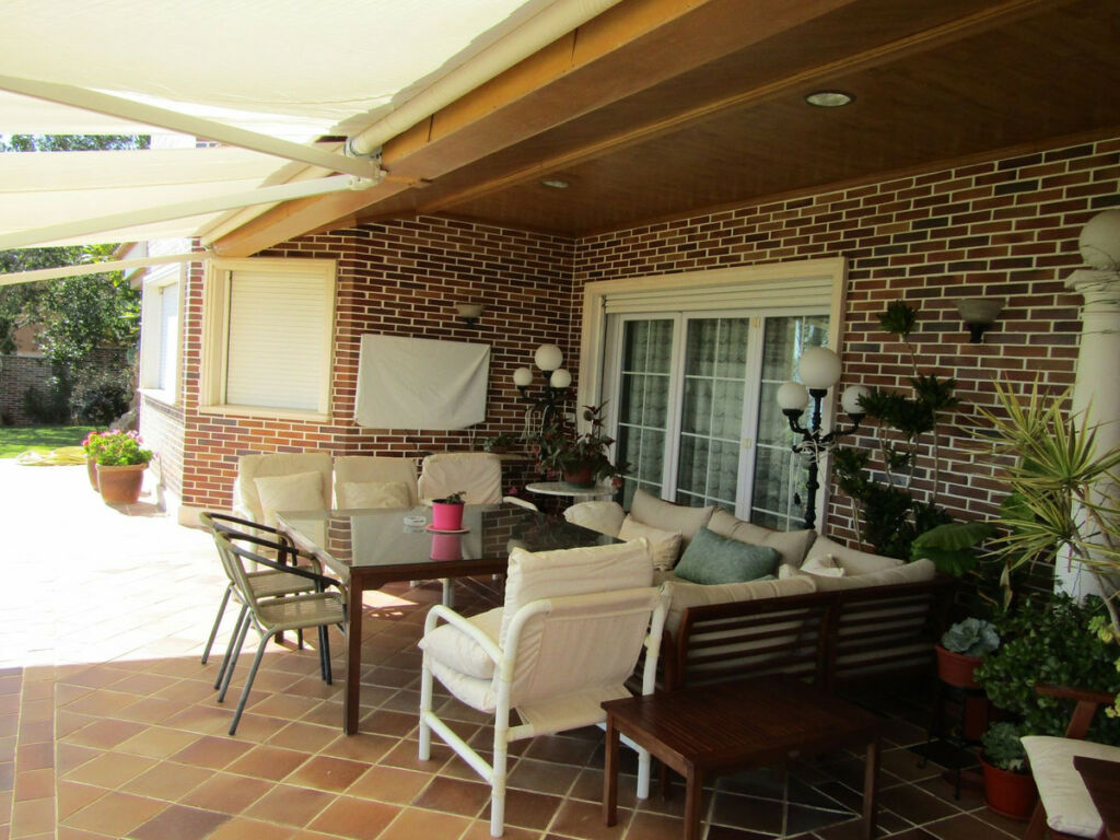 Detached Villa Málaga Este Málaga - image 21