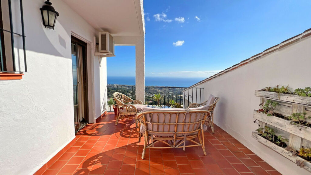 Detached Villa Mijas Málaga - image 22