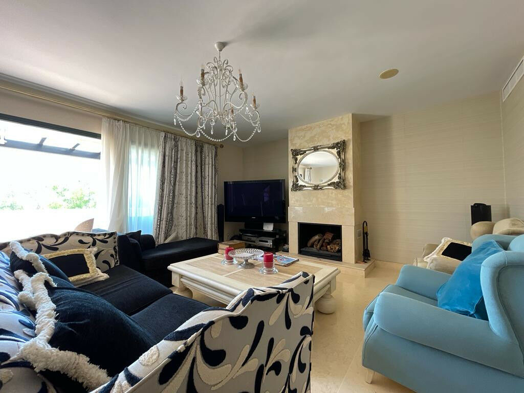Penthouse Benahavís Málaga - image 22