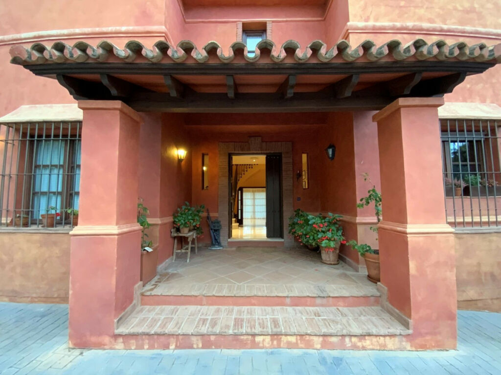 Detached Villa Marbella Málaga - image 22