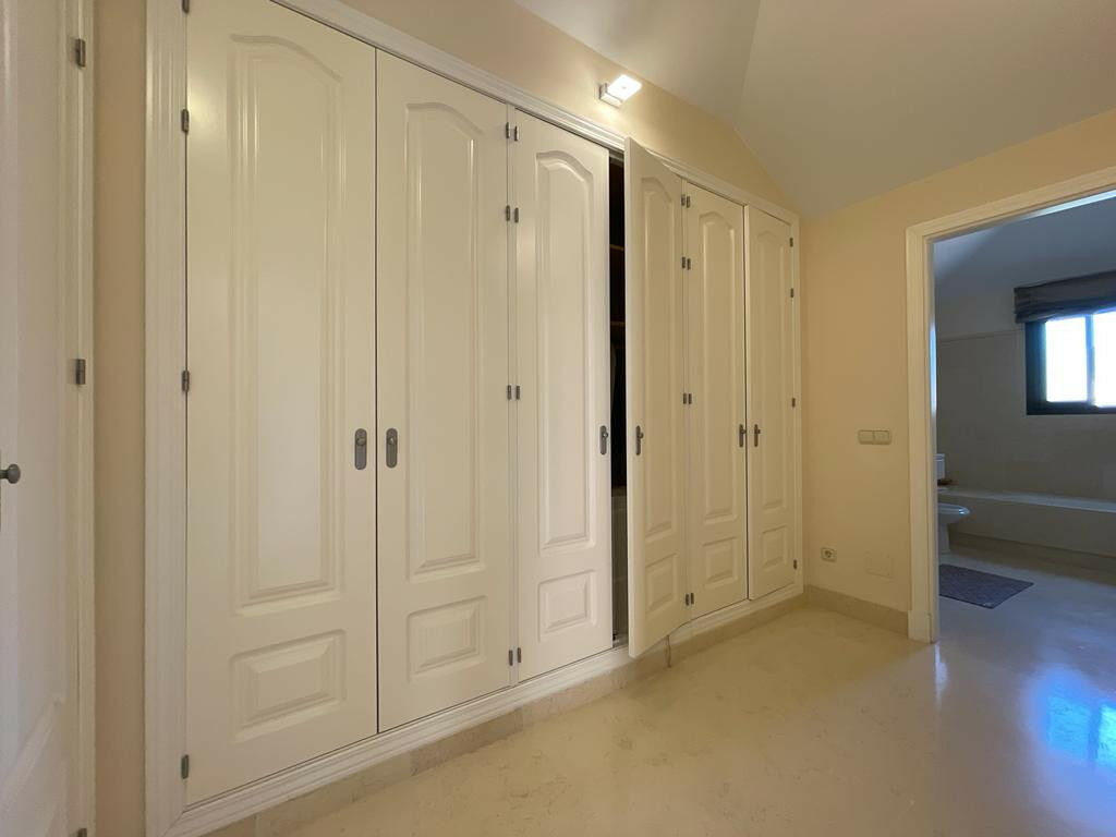 Penthouse Benahavís Málaga - image 23