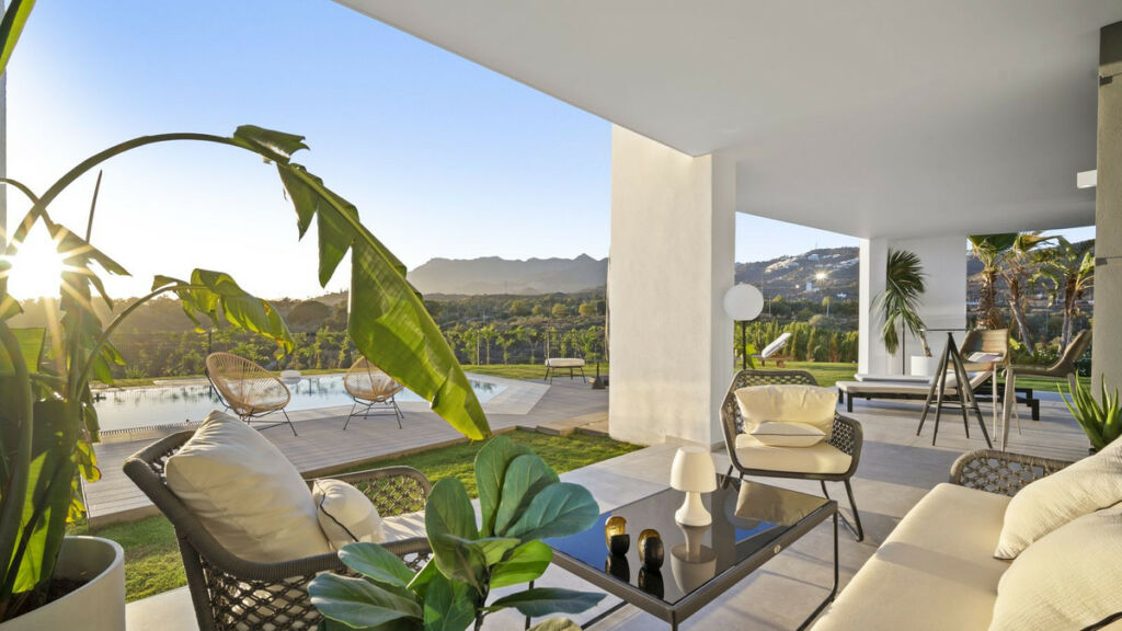 Detached Villa Marbella Málaga - image 23