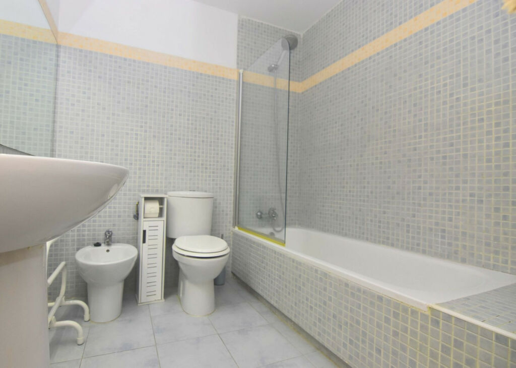Semi-Detached House Fuengirola Málaga - image 23