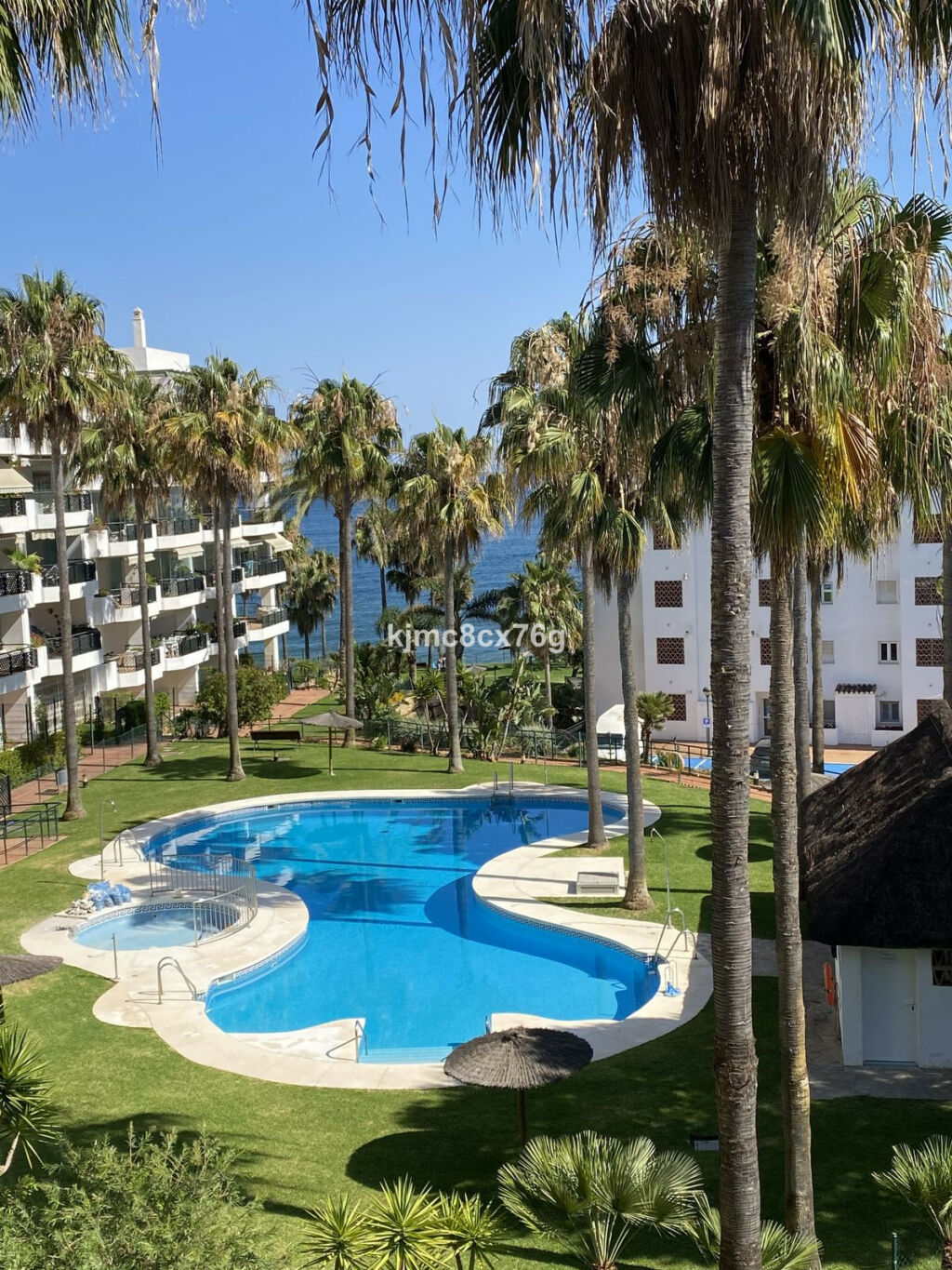 Middle Floor Apartment Calahonda Málaga - image 24