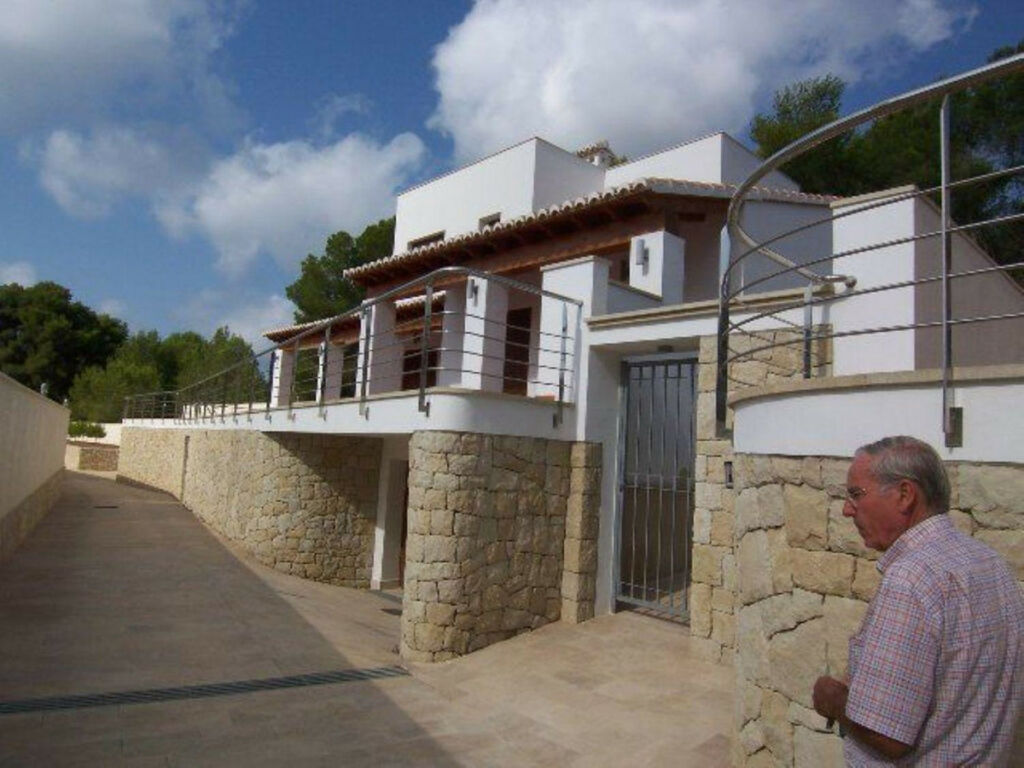 Detached Villa Moraira Alicante - image 24