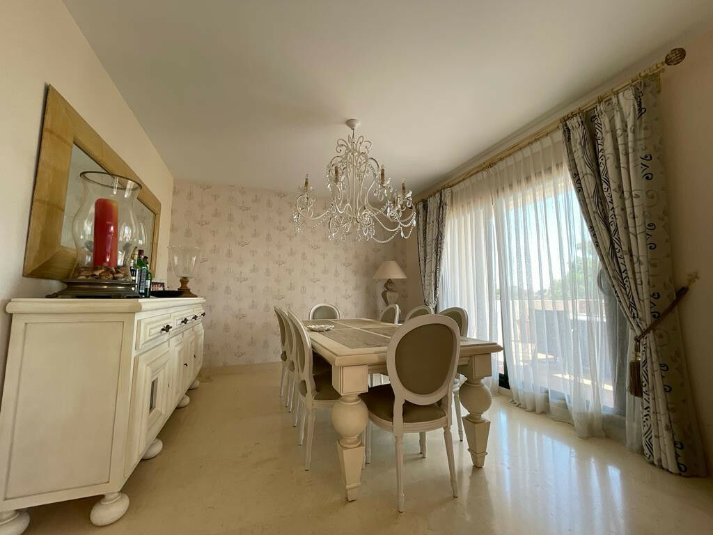 Penthouse Benahavís Málaga - image 24