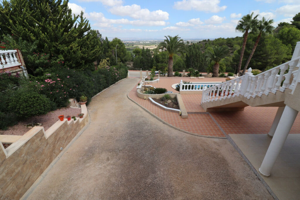 Detached Villa Algorfa Alicante - image 31