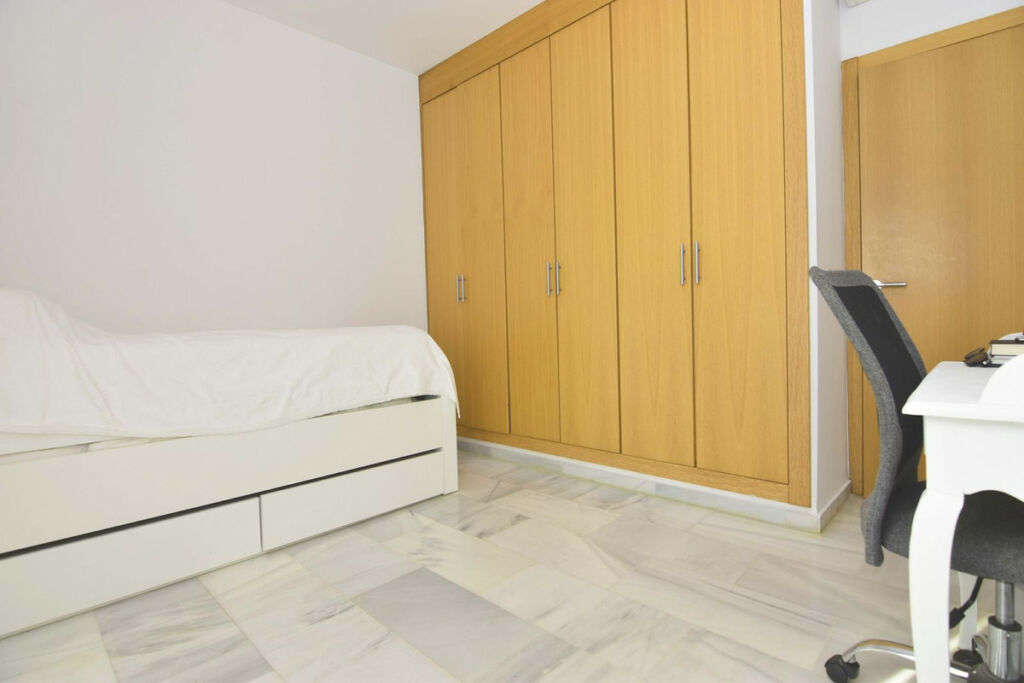 Semi-Detached House Fuengirola Málaga - image 24