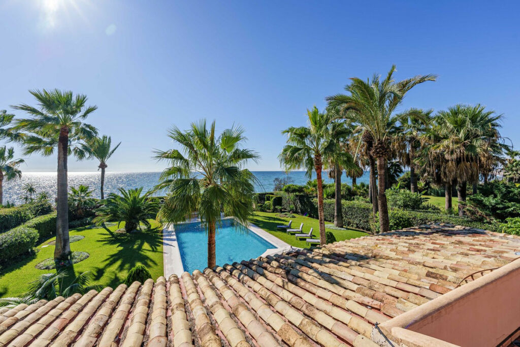 Detached Villa Benamara Málaga - image 24