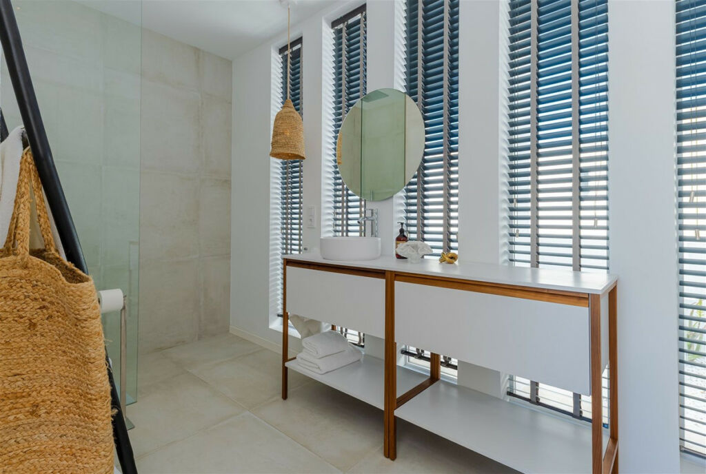 Detached Villa Riviera del Sol Málaga - image 24