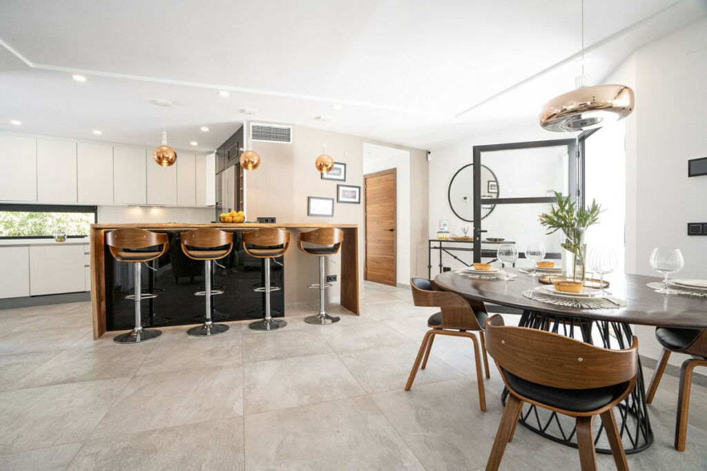 Detached Villa Puerto Banús Málaga - image 25