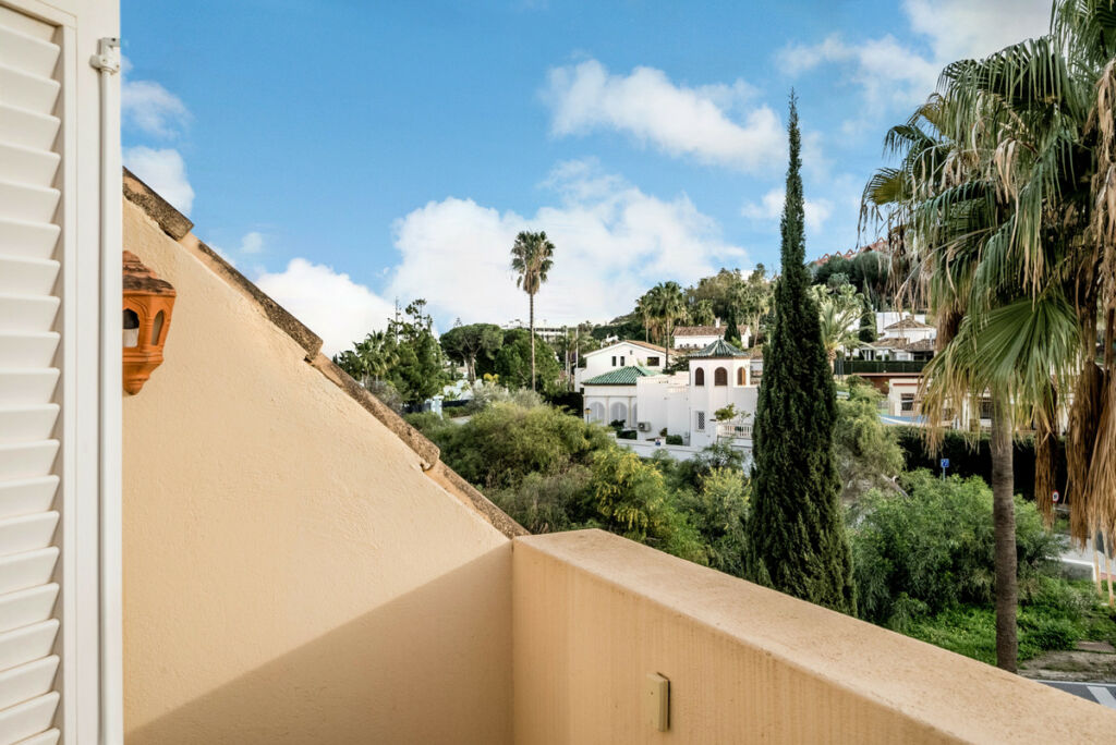 Penthouse Nueva Andalucía Málaga - image 25