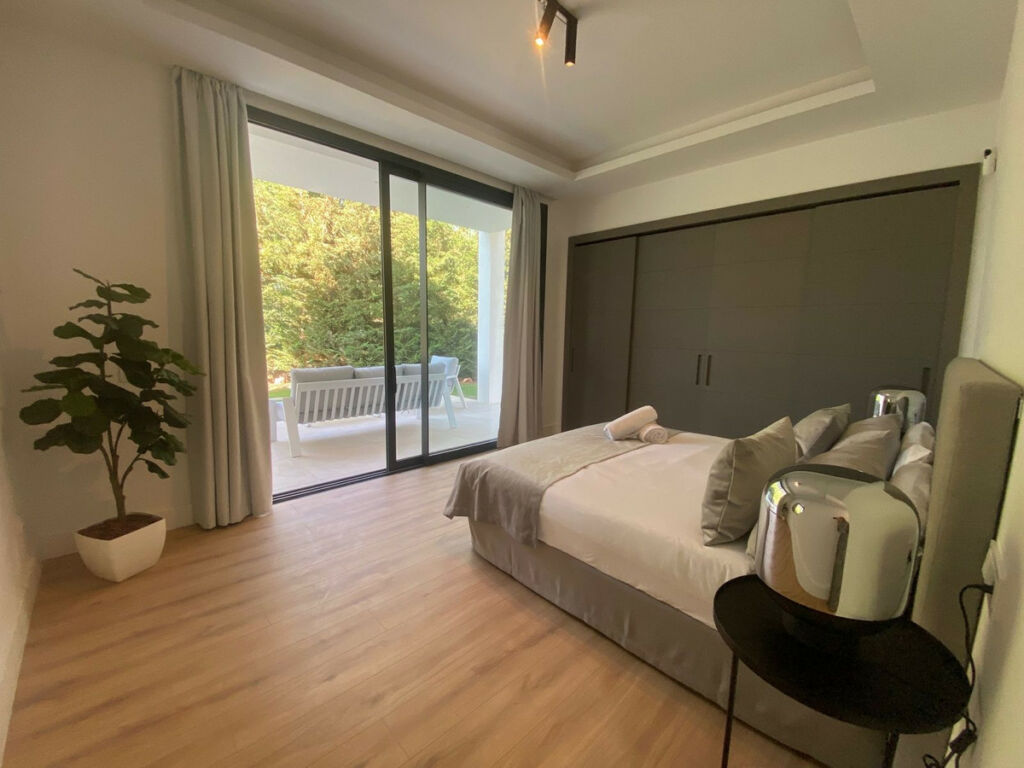 Detached Villa Monte Halcones Málaga - image 25