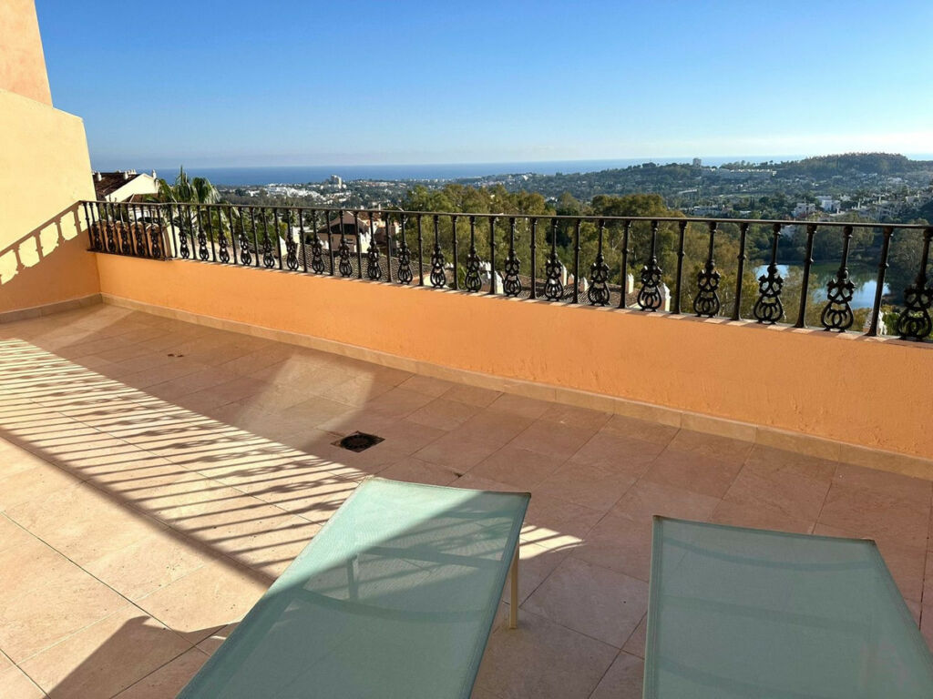 Penthouse Duplex Nueva Andalucía Málaga - image 25