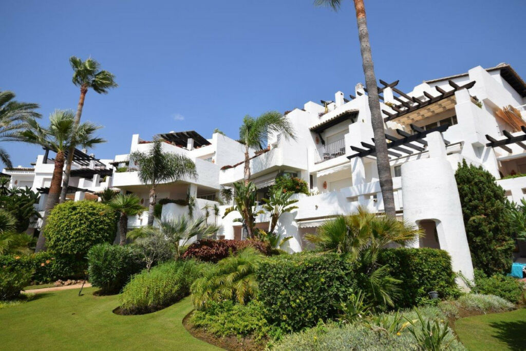 Middle Floor Apartment Costalita Málaga - image 24
