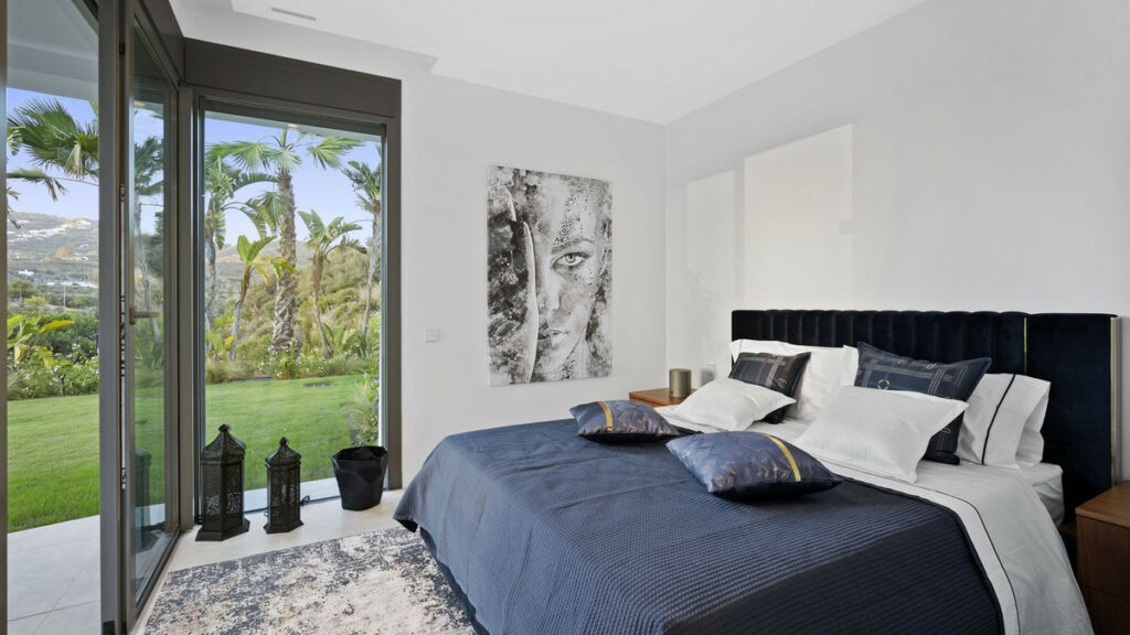 Detached Villa Marbella Málaga - image 27
