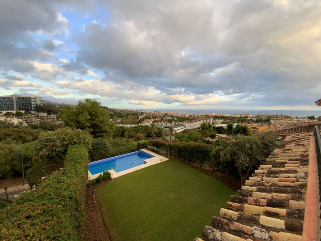 Detached Villa Marbella Málaga - image 27