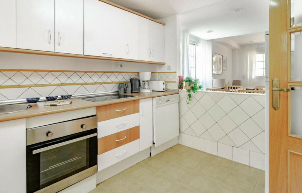 Townhouse El Rosario Málaga - image 27