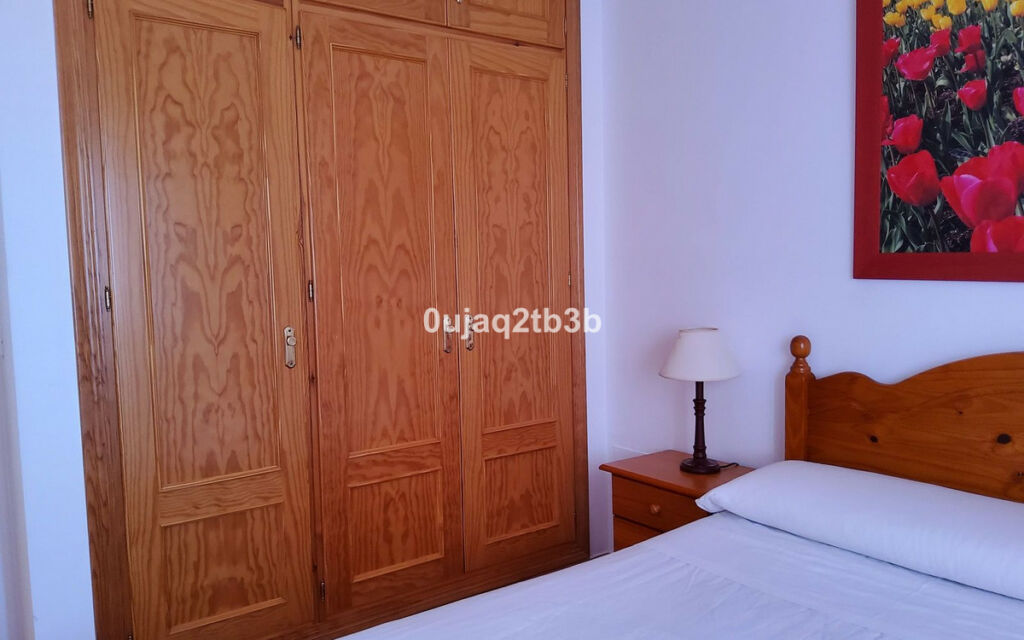 Detached Villa Estepona Málaga - image 28
