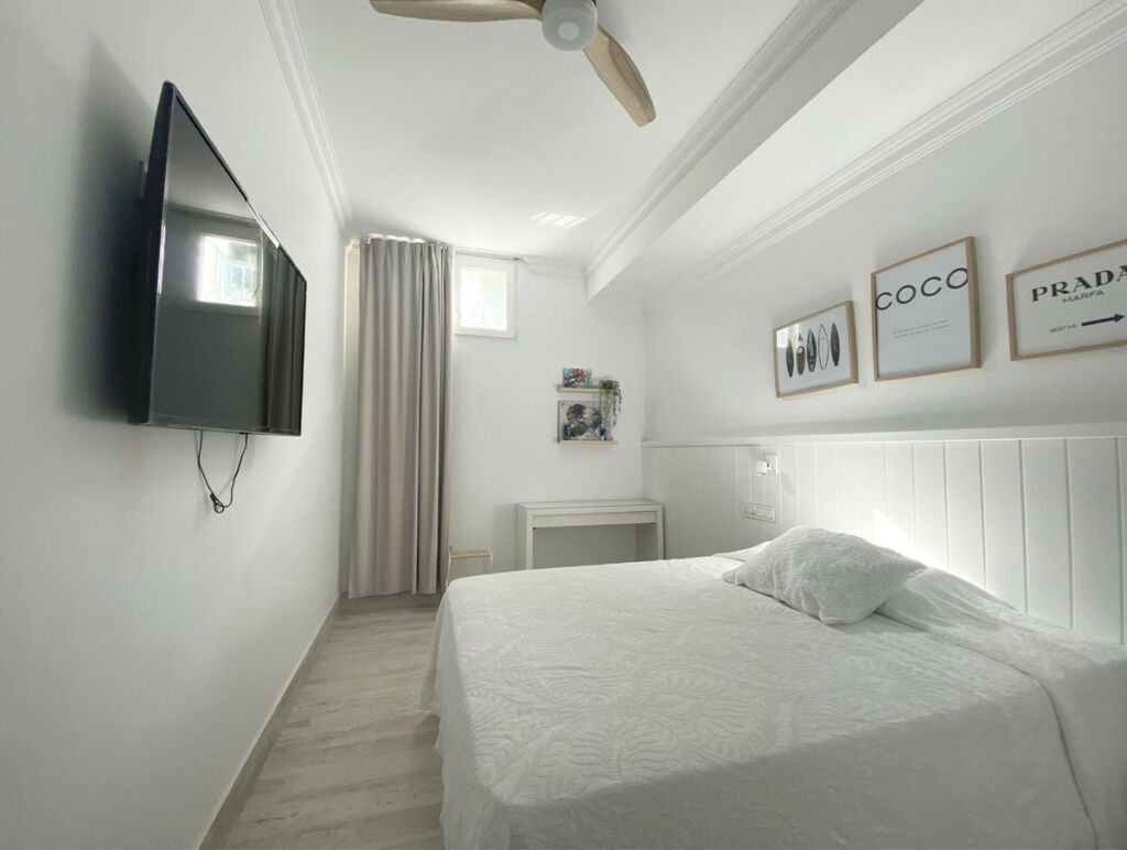 Detached Villa Marbella Málaga - image 26