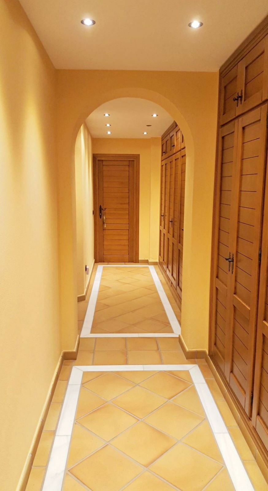 Detached Villa Estepona Málaga - image 29