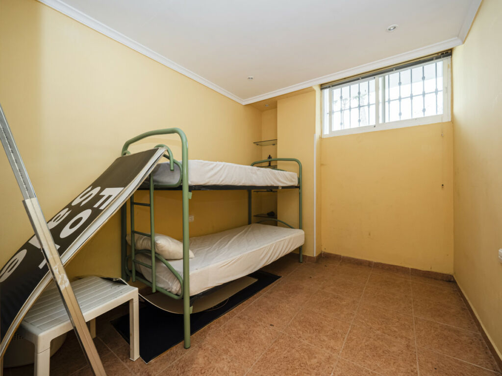 Middle Floor Apartment Puerto Banús Málaga - image 29