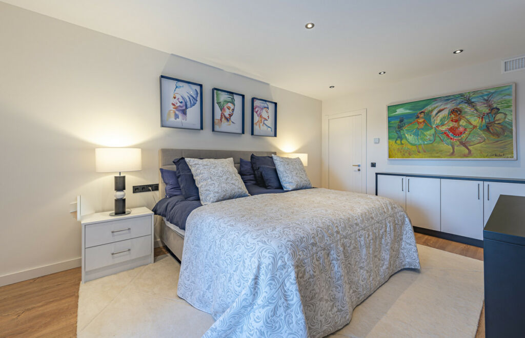 Detached Villa El Rosario Málaga - image 19