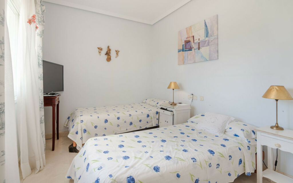 Detached Villa Benahavís Málaga - image 29