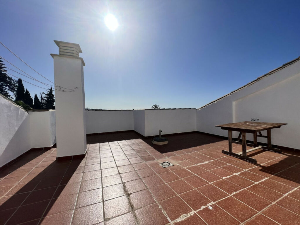 Penthouse The Golden Mile Málaga - image 4
