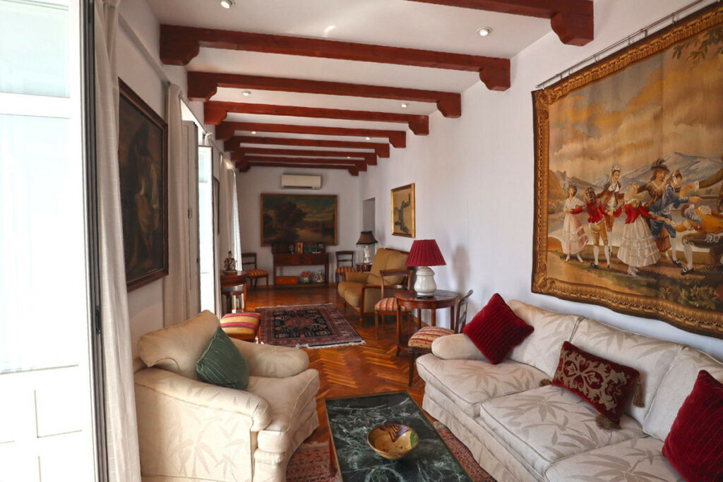 Middle Floor Apartment Marbella Málaga - image 3