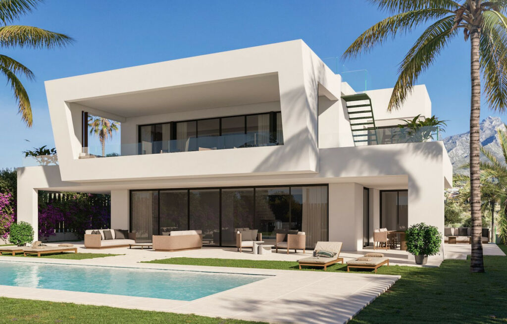 Detached Villa Marbella Málaga - image 3