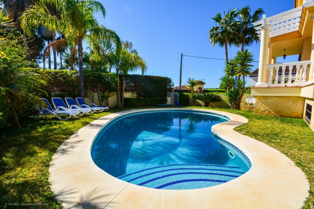 Detached Villa Mijas Costa Málaga - image 3