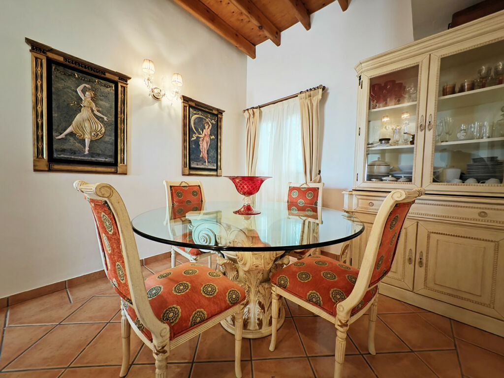 Detached Villa Marbesa Málaga - image 3