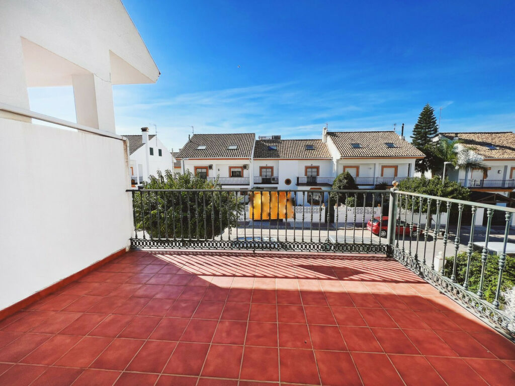Townhouse San Pedro de Alcántara Málaga - image 3