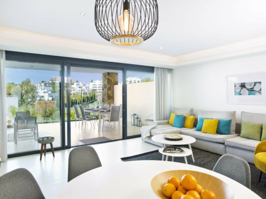 Townhouse The Golden Mile Málaga - image 3