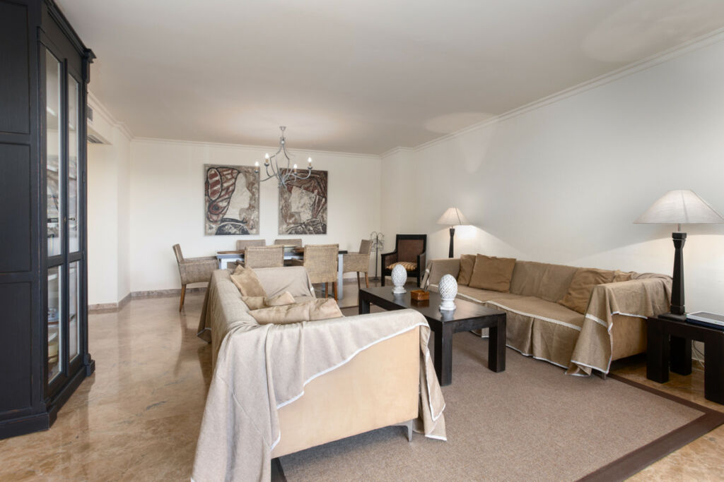 Top Floor Apartment San Pedro de Alcántara Málaga - image 3