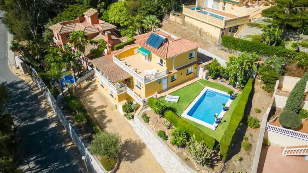 Detached Villa Torrenueva Málaga - image 6
