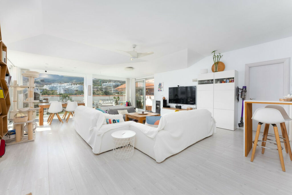 Penthouse Fuengirola Málaga - image 3