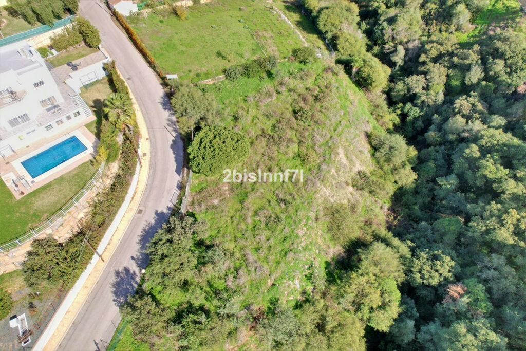 Residential Plot Elviria Málaga - image 4