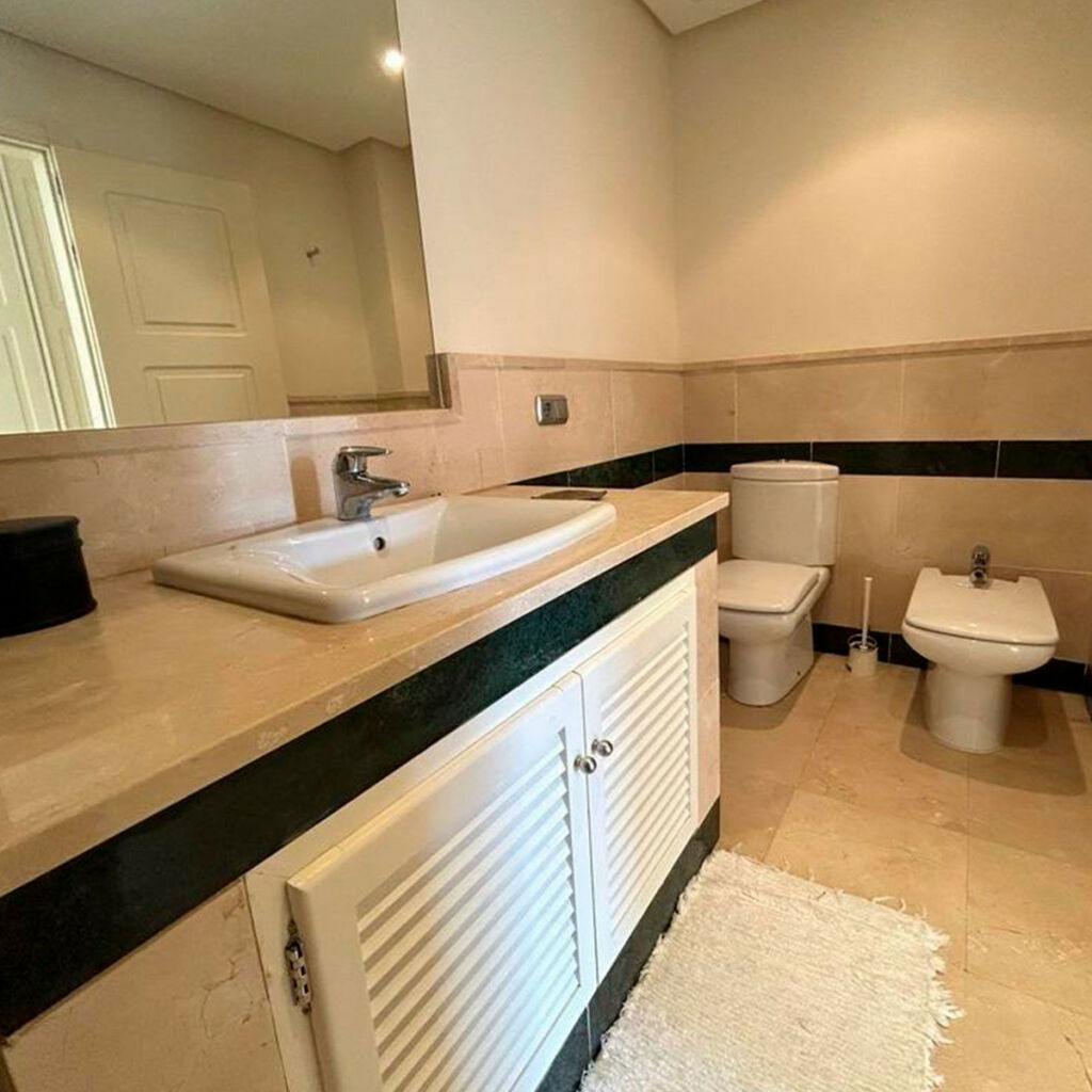 Townhouse Estepona Málaga - image 19